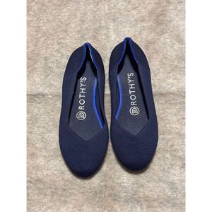 Beautiful Rothy’s Size W7 Round Toe Ballet Flats Shoes Maritime Navy Blue